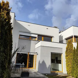 Dom Dabrowka Poznan Apartament